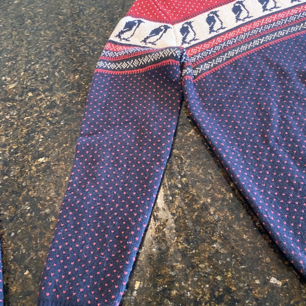 Sweater - Picture 5 of 6